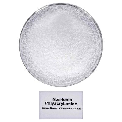 comprar O floculante solúvel em água do Polyacrylamide do polímero para liquefaz a dispersão na água liquefaz fabricação em linha