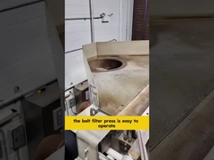 Tratamento de águas Trabalho químico com prensas de filtragem por correia